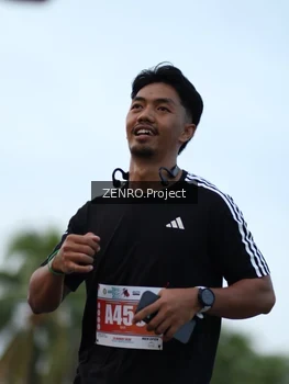 Runner Photo 4386166