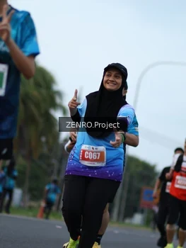 Runner Photo 4386195