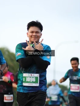 Runner Photo 4386204