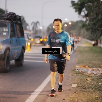 Runner Photo 4386208