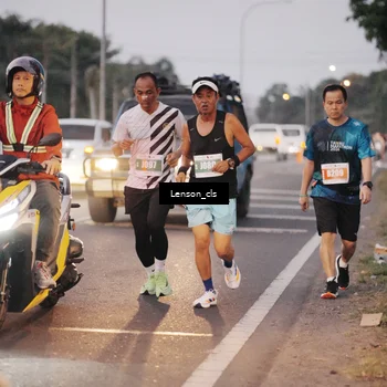 Runner Photo 4386209