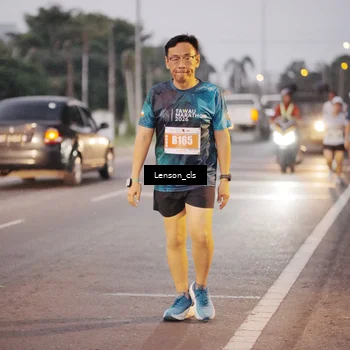 Runner Photo 4386213