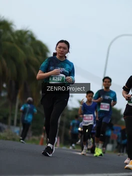 Runner Photo 4386233