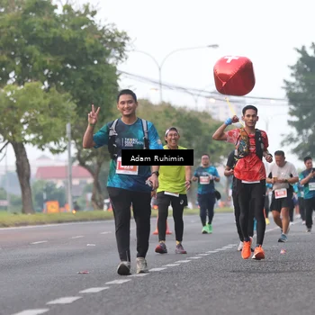 Runner Photo 4386255