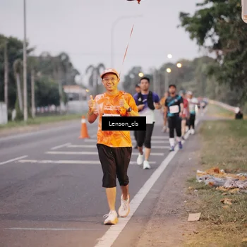 Runner Photo 4386263