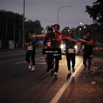 Runner Photo 4386308