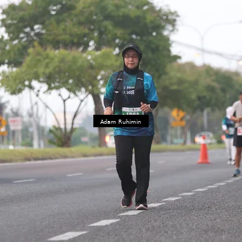 Runner Photo 4386317