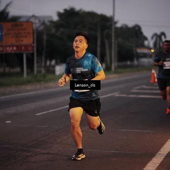 Runner Photo 4386327