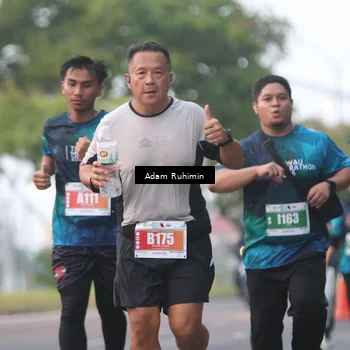 Runner Photo 4386329