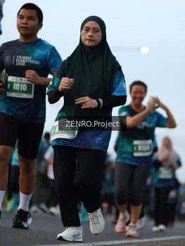 Runner Photo 4386331