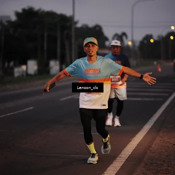 Runner Photo 4386336