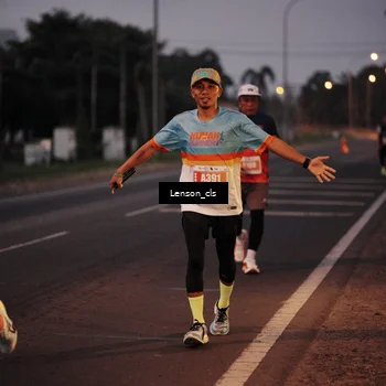 Runner Photo 4386337