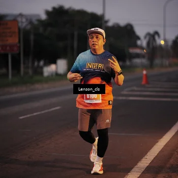 Runner Photo 4386341