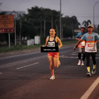 Runner Photo 4386346