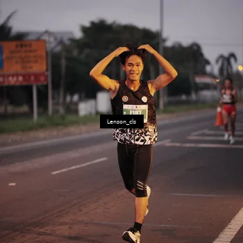 Runner Photo 4386350