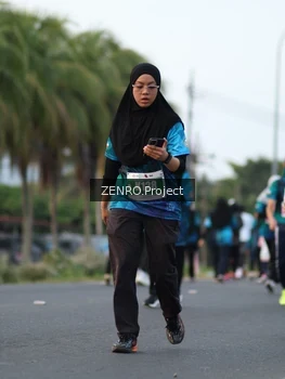 Runner Photo 4386362