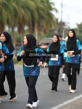 Runner Photo 4386378