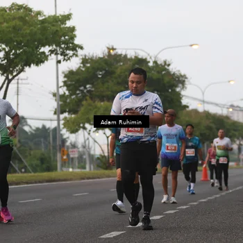 Runner Photo 4386388