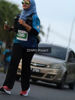 Runner Photo 4386409