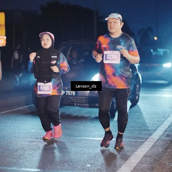 Runner Photo 4386435