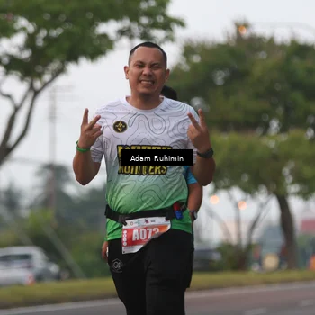 Runner Photo 4386438
