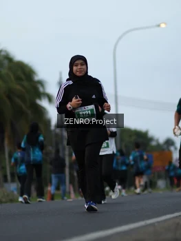 Runner Photo 4386442