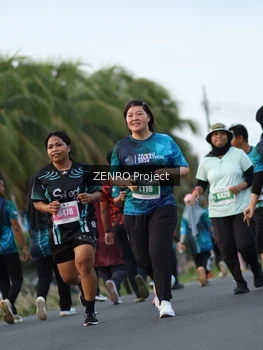 Runner Photo 4386446