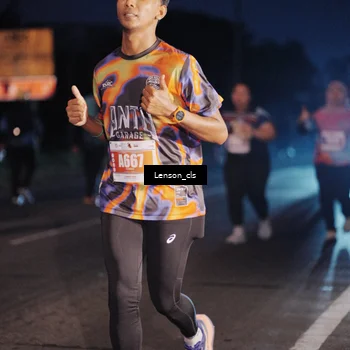 Runner Photo 4386456