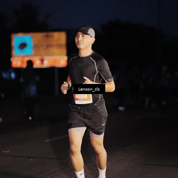 Runner Photo 4386473