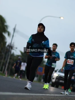 Runner Photo 4386572