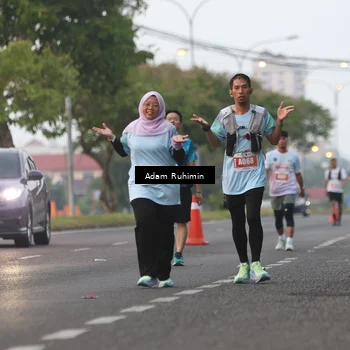Runner Photo 4386578