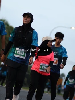 Runner Photo 4386584