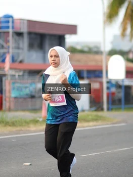 Runner Photo 4386594