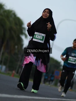 Runner Photo 4386604