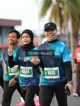 Runner Photo 4386613
