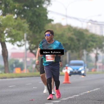 Runner Photo 4386674