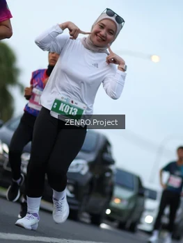 Runner Photo 4386677