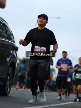 Runner Photo 4386683