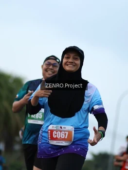Runner Photo 4386726