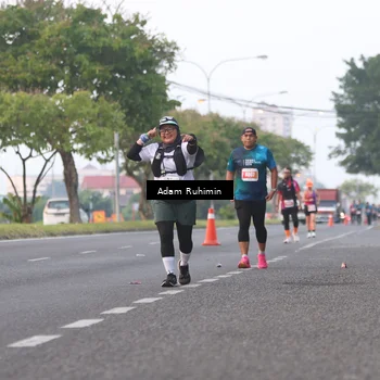 Runner Photo 4386735