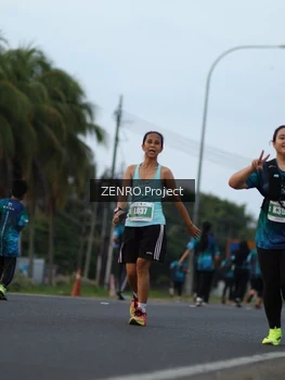 Runner Photo 4386748