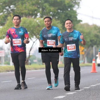 Runner Photo 4386772