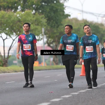 Runner Photo 4386774