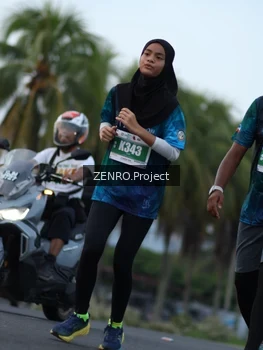 Runner Photo 4386812