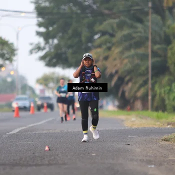 Runner Photo 4386818