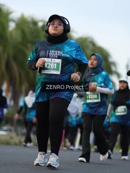 Runner Photo 4386844