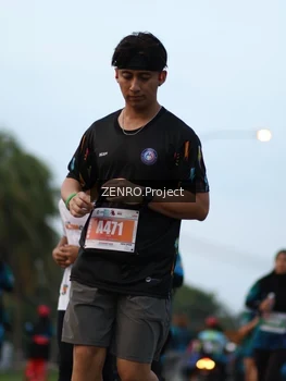 Runner Photo 4386953