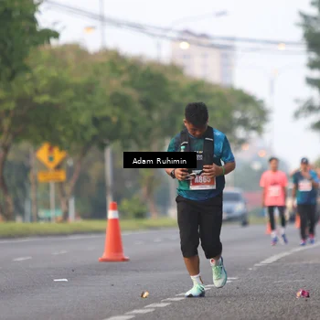 Runner Photo 4386981