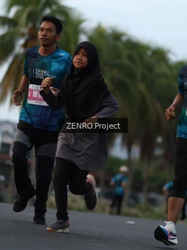 Runner Photo 4386983