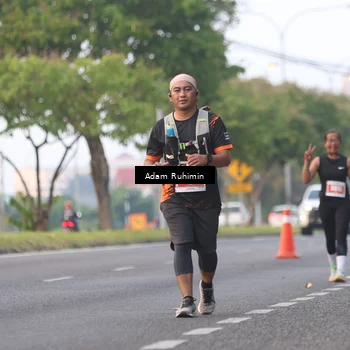 Runner Photo 4387000